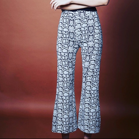 Smythe Cropped Kick Pant NWT SZ 2 - Picture 3 of 6